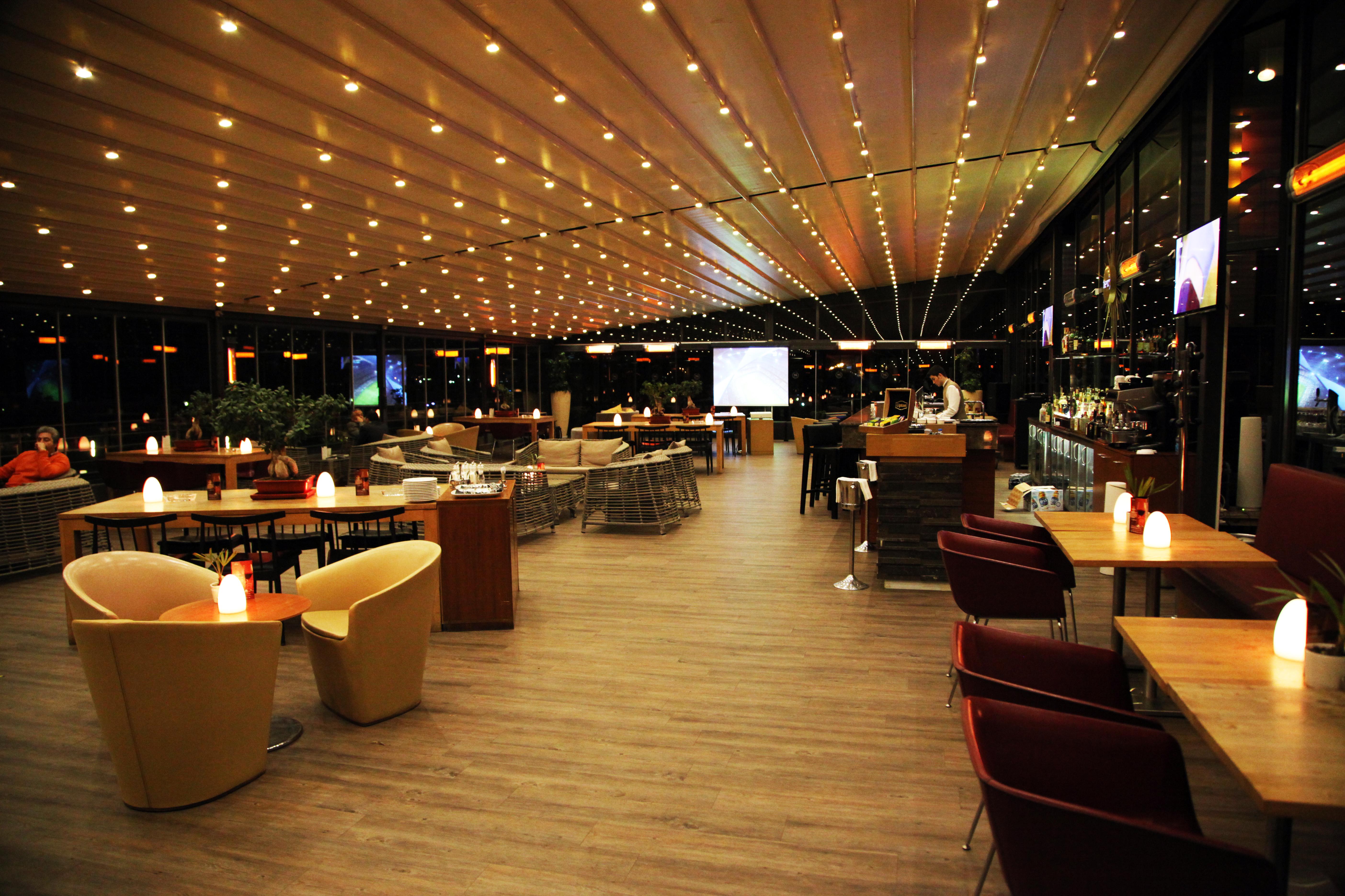 โรงแรมเชอราตัน อิสตันบูล อทาเคิฟ ภายนอก รูปภาพ The interior of the lounge