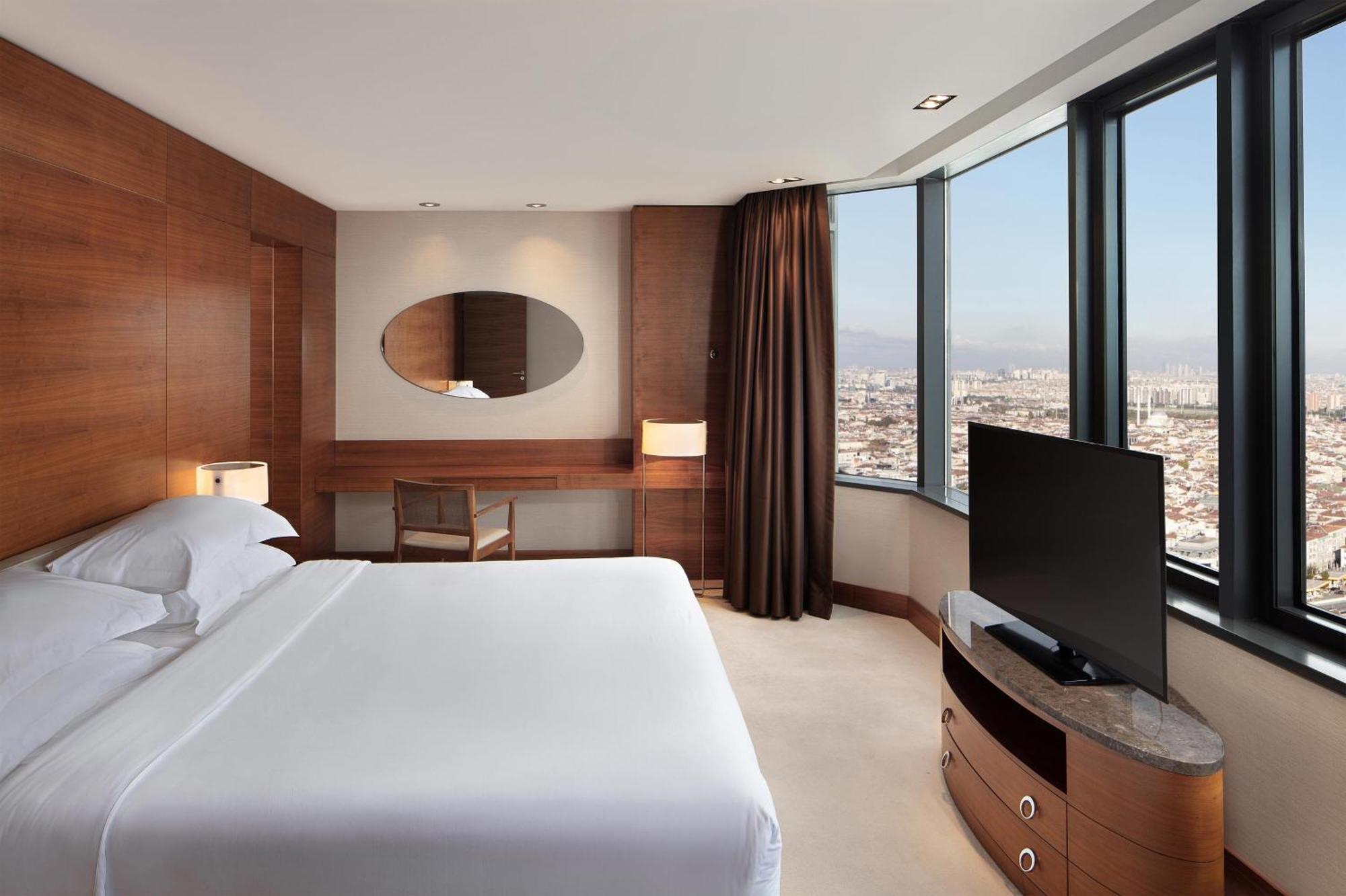 โรงแรมเชอราตัน อิสตันบูล อทาเคิฟ ภายนอก รูปภาพ Executive Suite