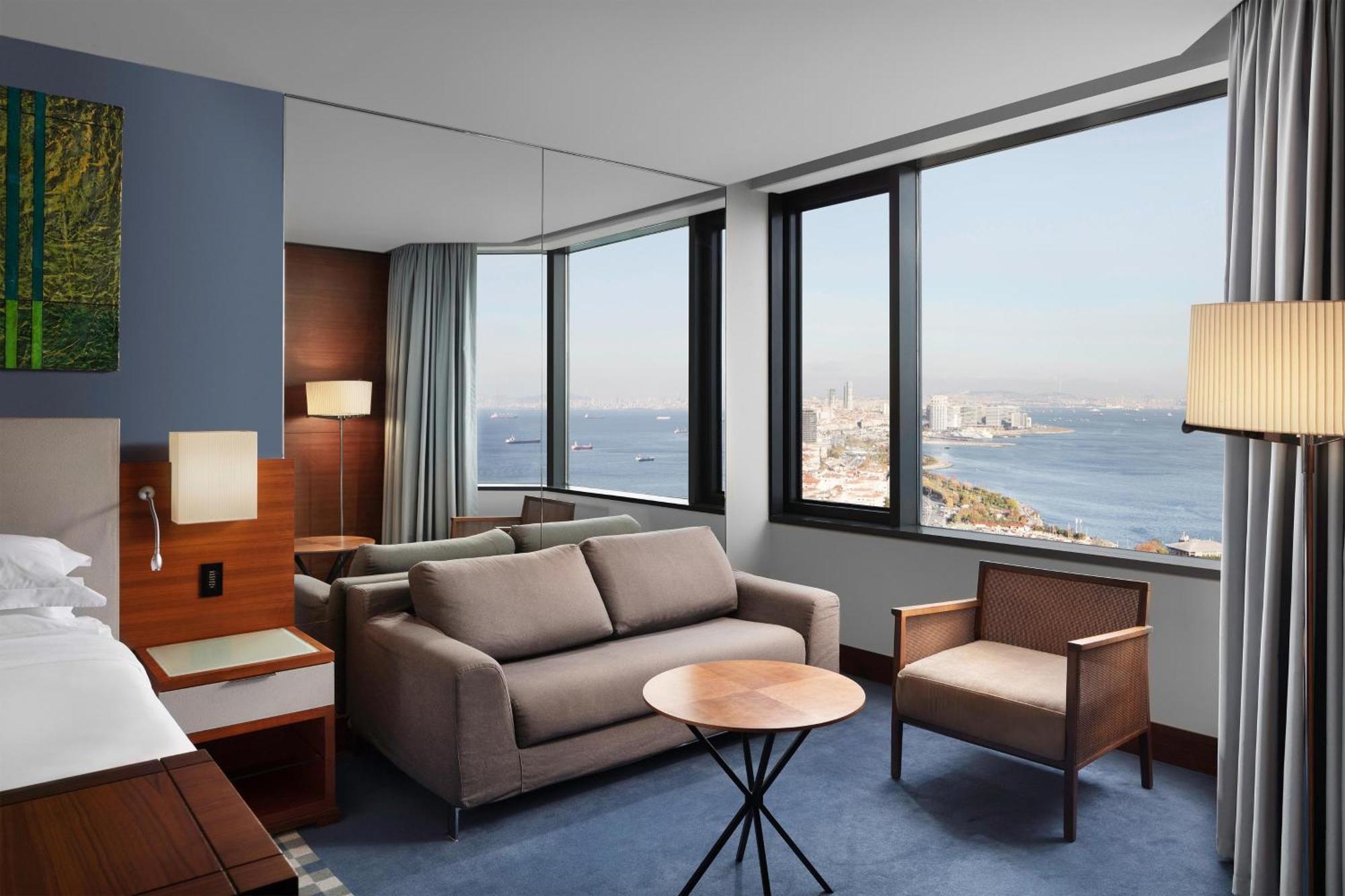 โรงแรมเชอราตัน อิสตันบูล อทาเคิฟ ภายนอก รูปภาพ A room at the hotel